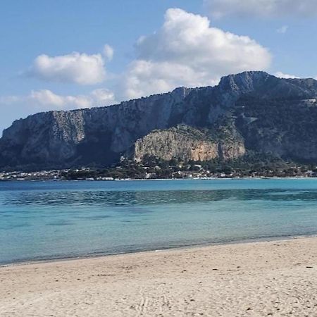 Fronte Mare Arenella Bed & Breakfast Palermo Eksteriør bilde