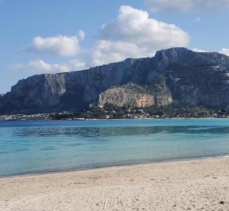 Fronte Mare Arenella Bed & Breakfast Palermo Eksteriør bilde